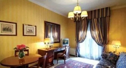 **** Hotel Atahotel De Angeli Milan Italy